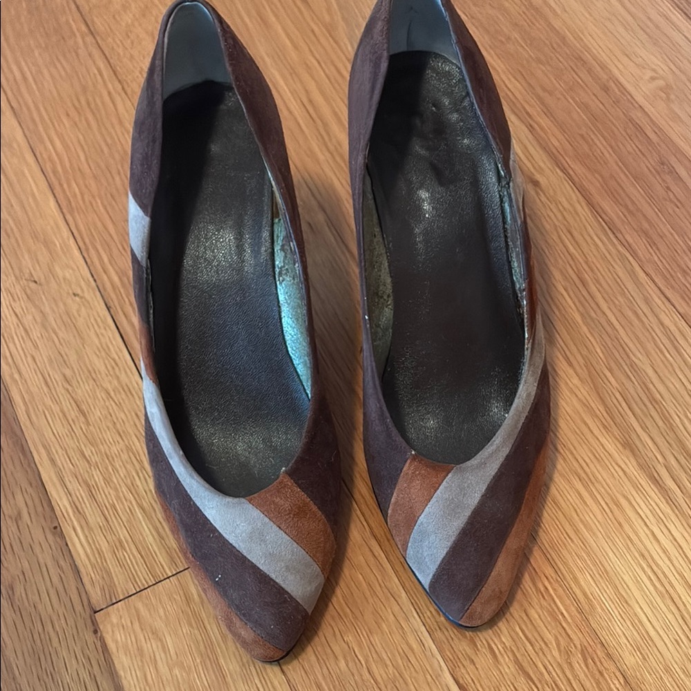 Chic Brown and Gray Heels with Suede Finish